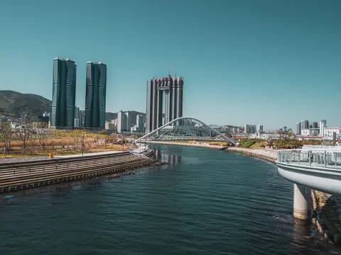 북항까지 걸어서